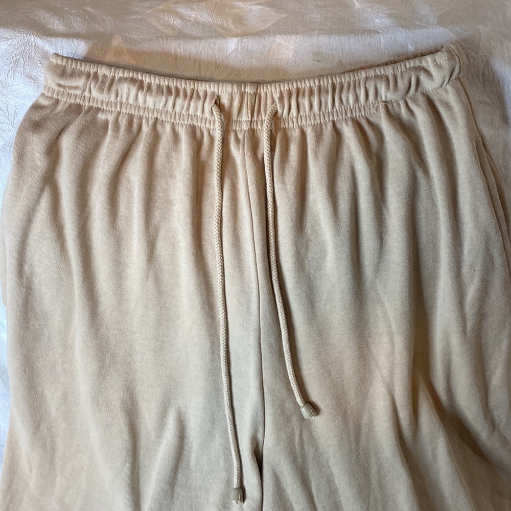 Women’s Tan Pull On Drawstring Bermuda Shorts - Picture 2 of 6